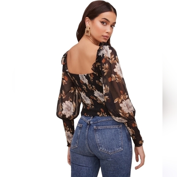 Astr Square Neck Ruched Top In Black Multi Floral - Picture 2 of 5